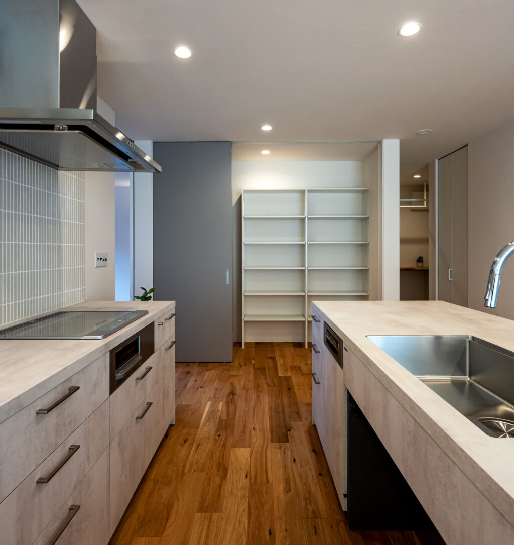 引間モデルハウス_パントリー