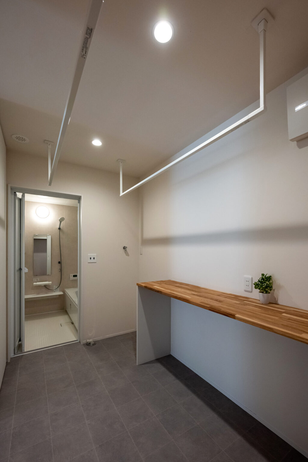 引間モデルハウス_ランドリールーム